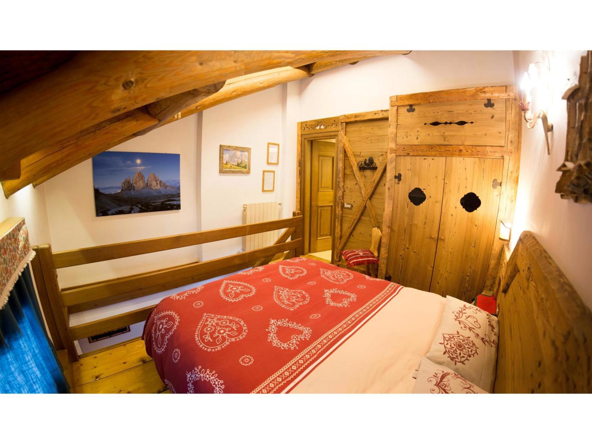 Cristallo & Faloria Suite Apartments Кортина-д'Ампеццо Экстерьер фото